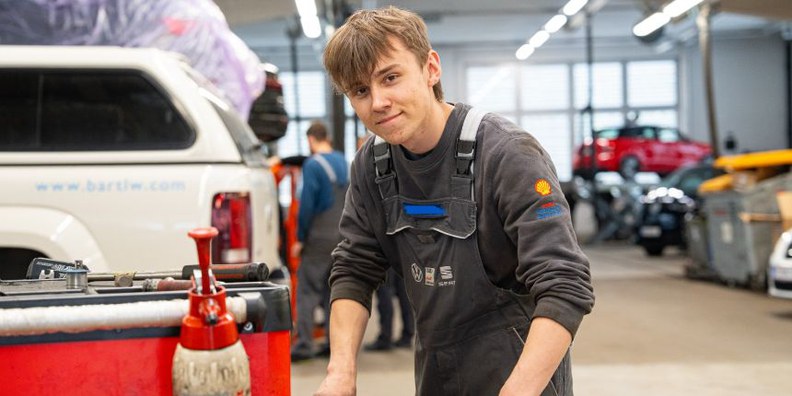 Lehrling Techniker